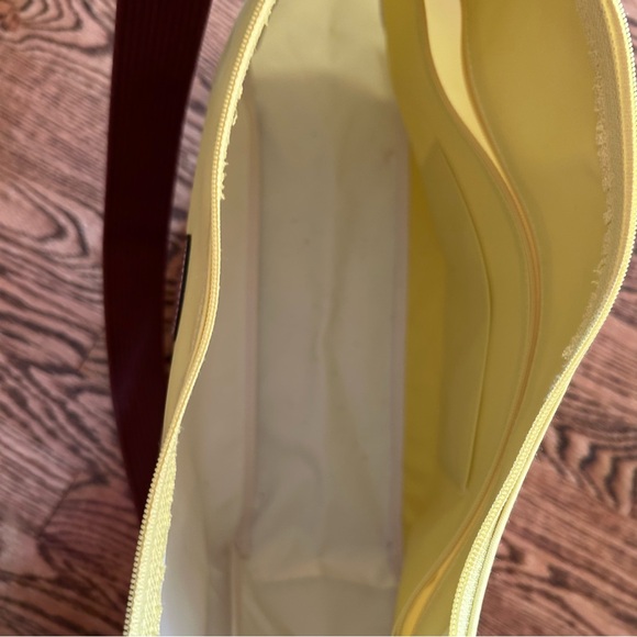 Longchamp Le Pliage yellow shoulder crossbody hobo satchel purse bag gold accent - Picture 9 of 12